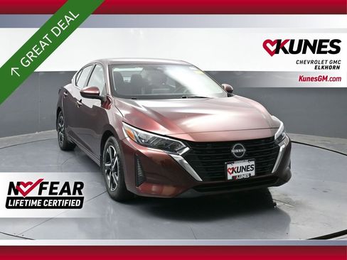 Used 2024 Nissan Sentra SV image 1