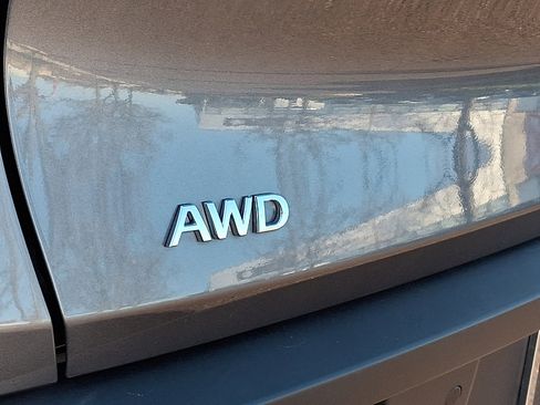 Certified 2025 INFINITI QX60 Luxe image 35