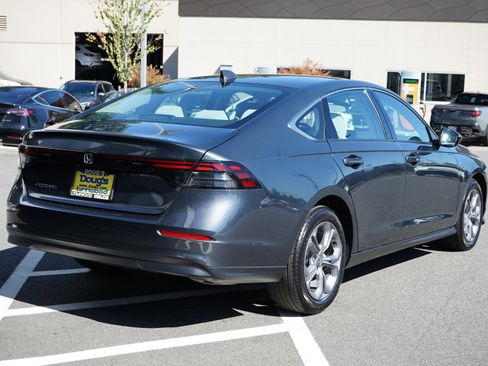 Used 2024 Honda Accord EX image 3