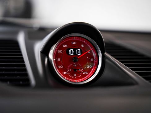 Used 2015 Porsche 911 Carrera S image 11