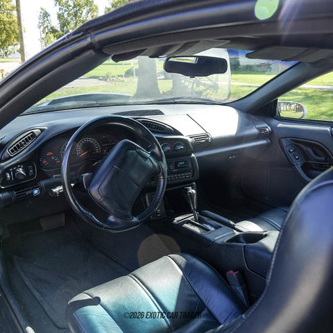 Used 1995 Chevrolet Camaro Z28 RWD image 98