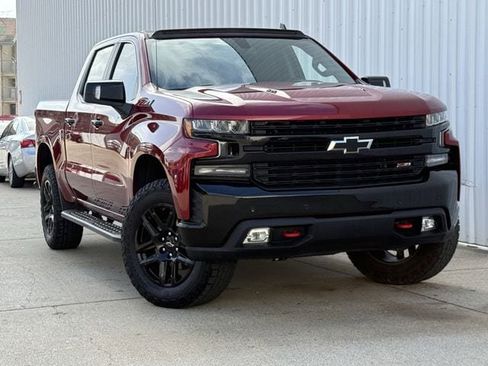 Used 2022 Chevrolet Silverado 1500 LT Trail Boss w/ LT Trail Boss Premium Package image 2