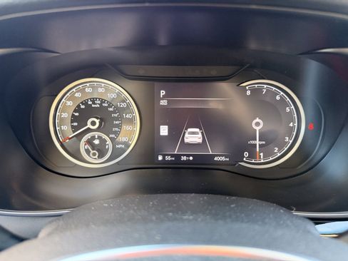 Used 2026 Genesis G70 2.5T image 22