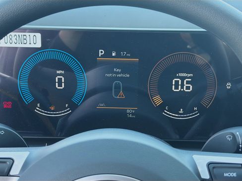 New 2026 Hyundai Santa Cruz SEL FWD image 9