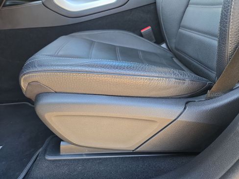 Used 2022 Mercedes-Benz GLS 450 4MATIC image 17