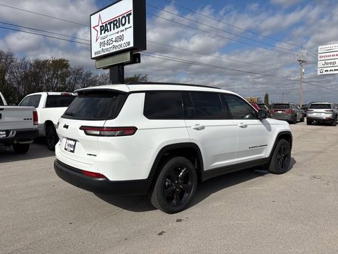 New 2025 Jeep Grand Cherokee L Limited w/ Luxury Tech Group II image 3