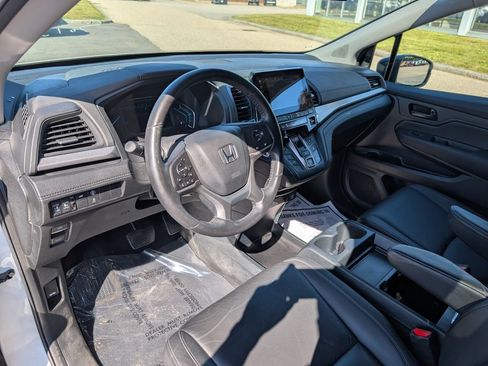 Used 2023 Honda Odyssey EX-L image 19