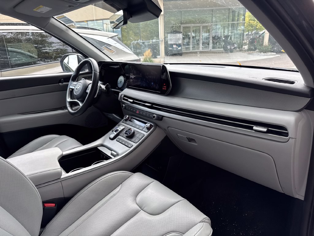 Used 2023 Hyundai Palisade SEL AWD/4WD image 29