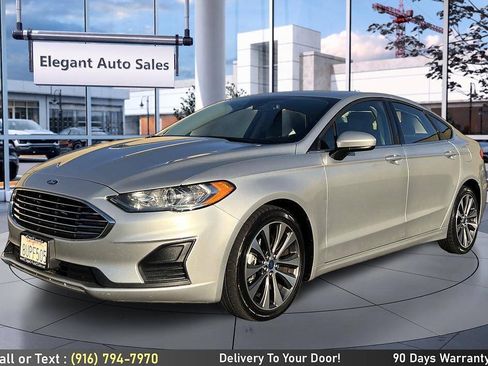 Used 2019 Ford Fusion SE AWD/4WD image 10