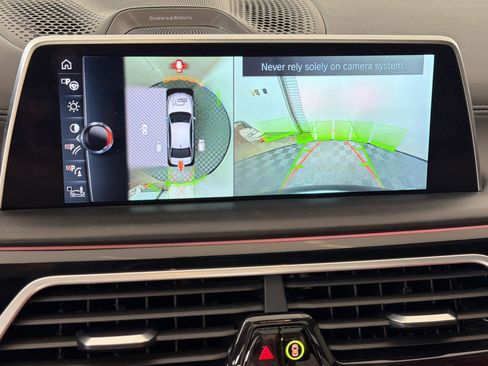 Used 2017 BMW 750i RWD image 26