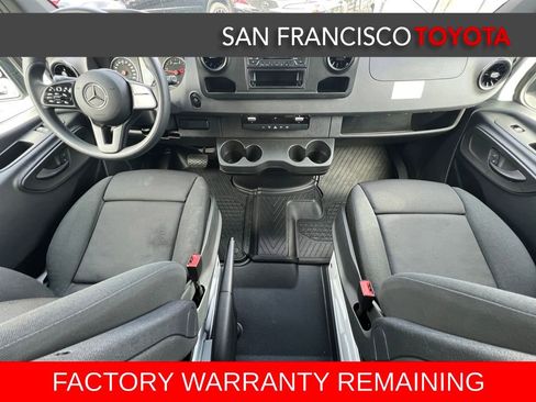 Used 2024 Mercedes-Benz Sprinter 2500 image 18