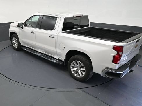 Used 2021 Chevrolet Silverado 1500 LTZ AWD/4WD image 14