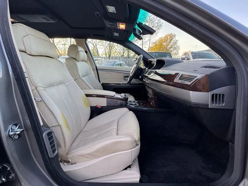 Used 2006 BMW 750Li image 29