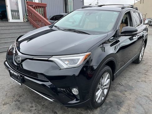 Used 2017 Toyota RAV4 Limited w/ Advanced Technology Package FWD image 91