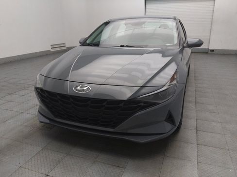 Used 2022 Hyundai Elantra SEL FWD image 15