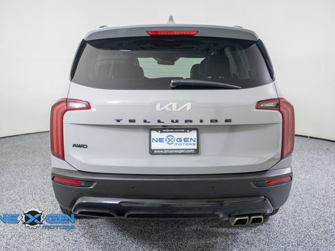 Used 2022 Kia Telluride SX w/ Nightfall Edition Package AWD/4WD image 6