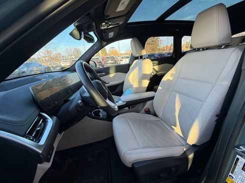 Used 2023 BMW X1 xDrive28i image 4