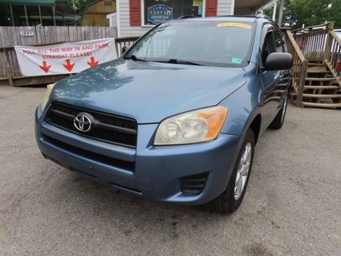 Used 2011 Toyota RAV4 4WD w/ Upgrade Value Pkg image 2