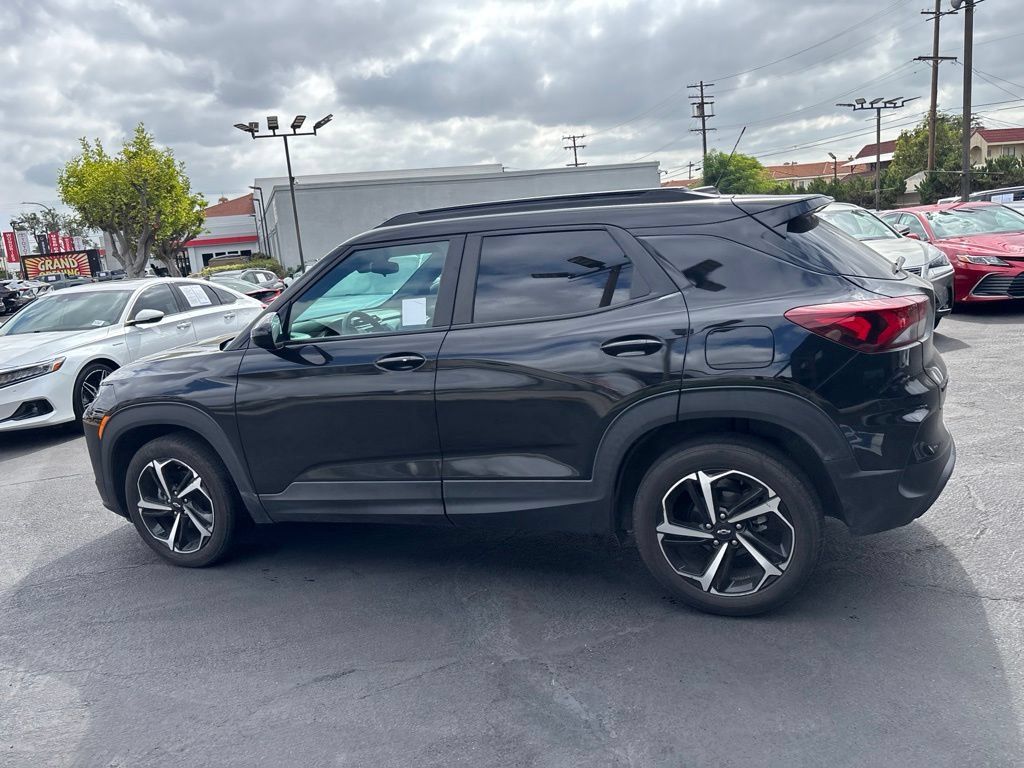 Used 2023 Chevrolet TrailBlazer RS FWD image 7