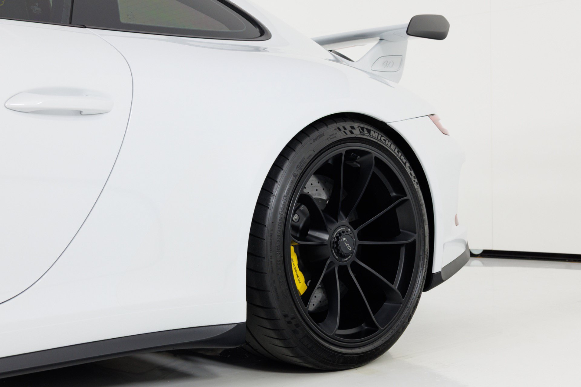 Used 2018 Porsche 911 GT3 RWD image 66
