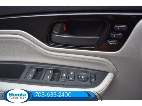 New 2026 Honda Odyssey Touring image 24