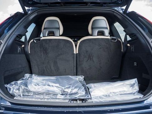 New 2026 Volvo XC90 B6 Ultra image 10