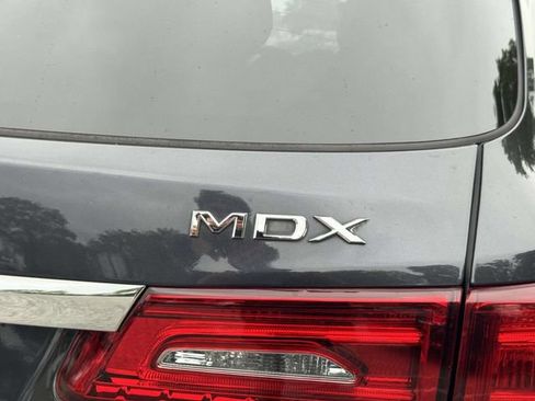 Used 2019 Acura MDX w/ Technology & Entertainment AWD/4WD image 11