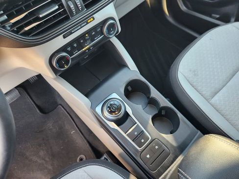 Used 2024 Ford Escape Active image 19