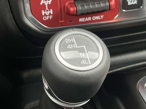 Used 2020 Jeep Wrangler Unlimited Rubicon image 25