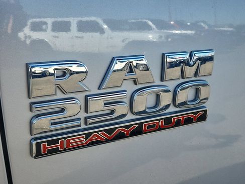 Used 2016 RAM 2500 Tradesman w/ Chrome Appearance Group AWD/4WD image 5