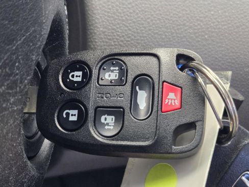 Used 2013 Honda Odyssey Touring image 19