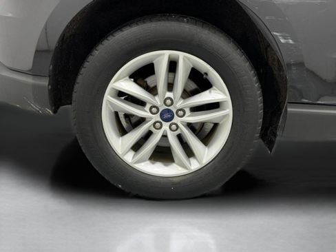 Used 2017 Ford Edge SEL w/ Equipment Group 201A image 8