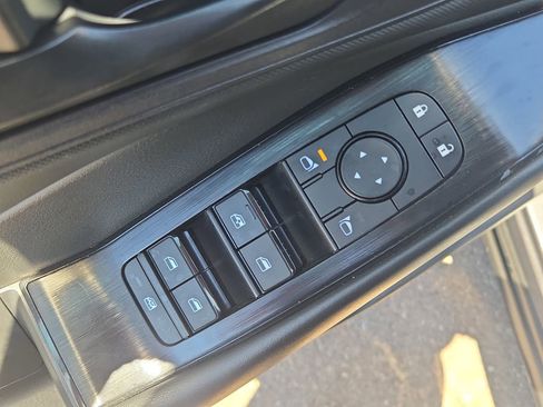 Certified 2025 Nissan Rogue S FWD image 26