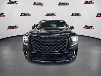 Used 2022 GMC Yukon Denali video 2