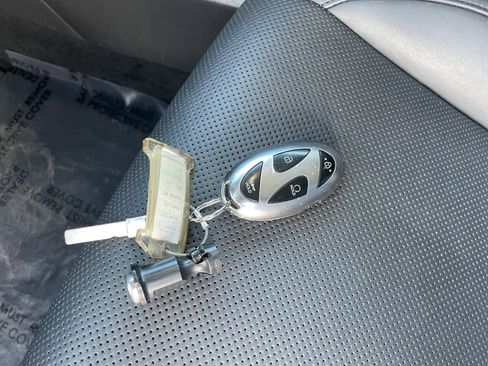 Used 2024 Hyundai Santa Fe SEL image 25