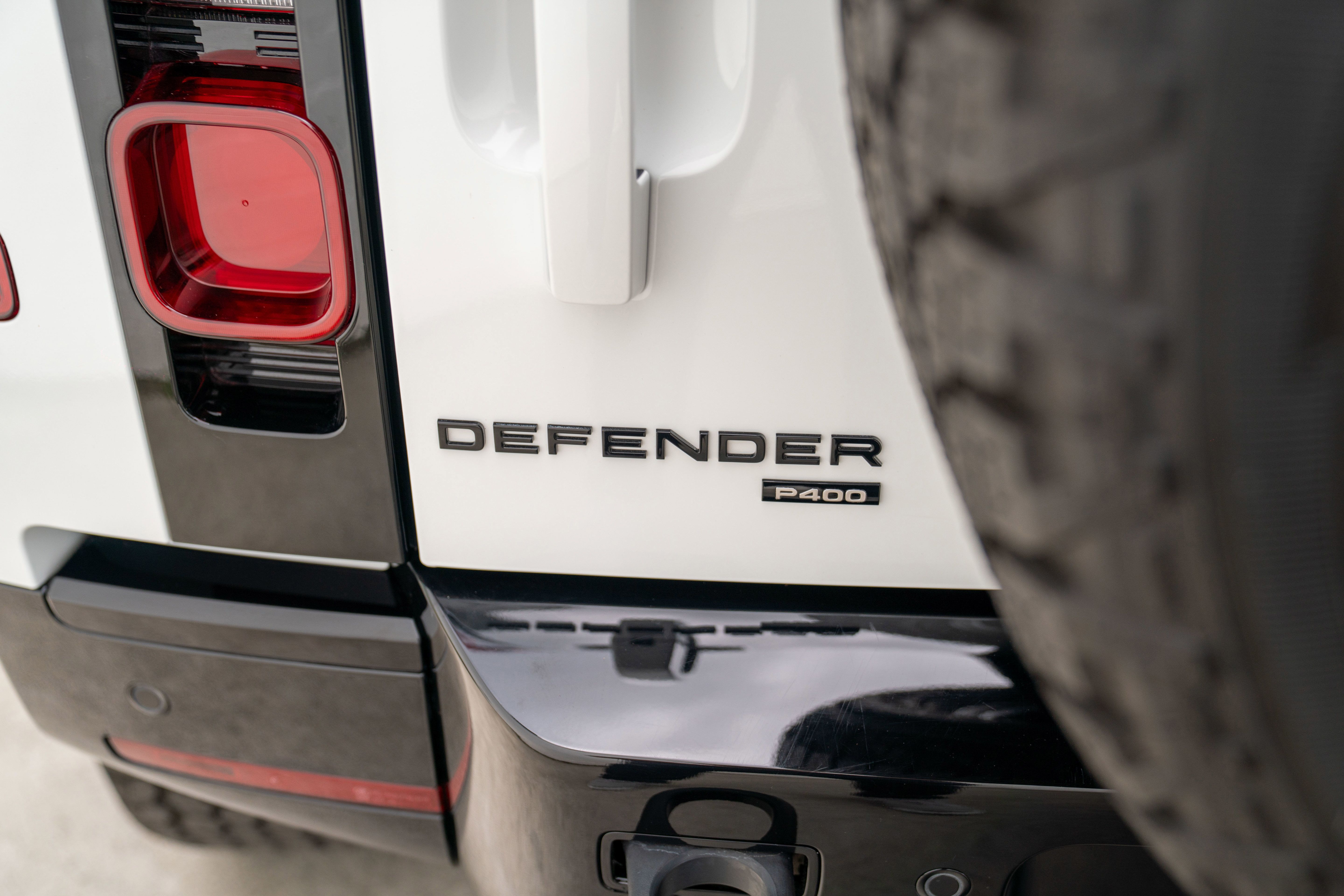 Used 2022 Land Rover Defender 90 X-Dynamic S AWD/4WD image 8