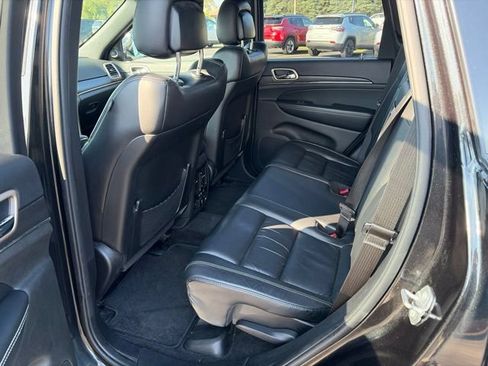 Used 2015 Jeep Grand Cherokee Limited w/ Trailer Tow Group IV AWD/4WD image 6
