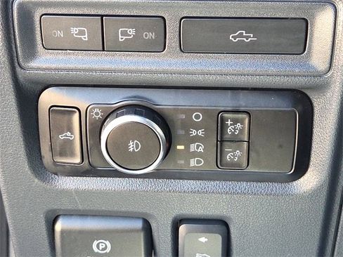 Certified 2023 Ford F150 Platinum w/ Equipment Group 701A High image 26