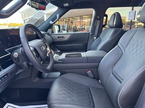 Used 2025 INFINITI QX80 Autograph image 23