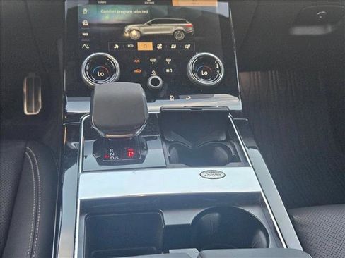 Certified 2023 Land Rover Range Rover Velar R-Dynamic S image 12
