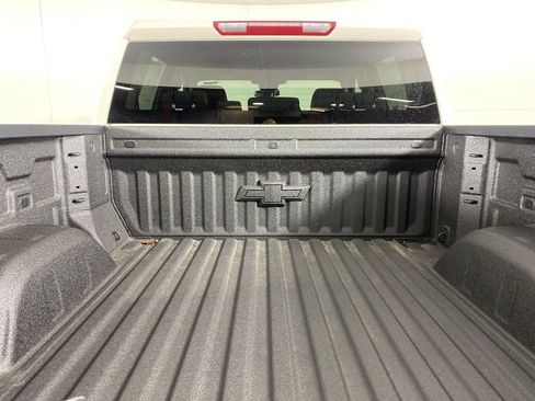 New 2026 Chevrolet Silverado 1500 Custom Trail Boss w/ LPO, Dark Essentials Package image 25