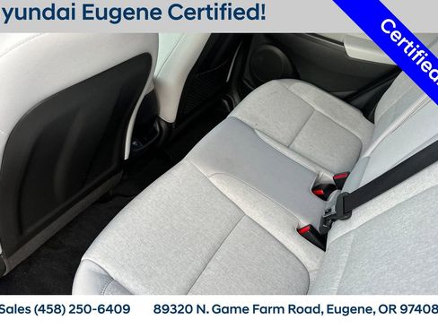 Used 2023 Hyundai Kona SE image 16