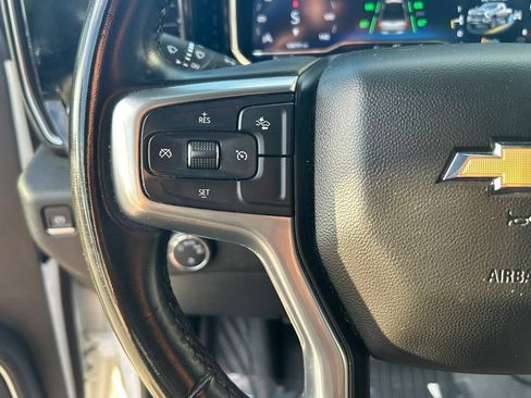 Used 2024 Chevrolet Silverado 2500 LT AWD/4WD image 41