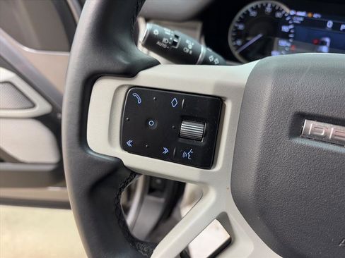 Used 2023 Land Rover Defender 130 SE image 20