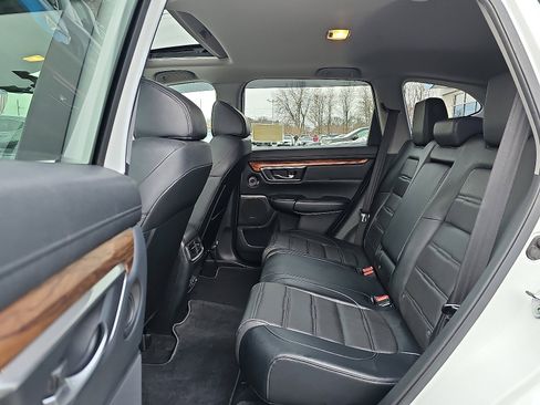 Used 2019 Honda CR-V Touring image 10