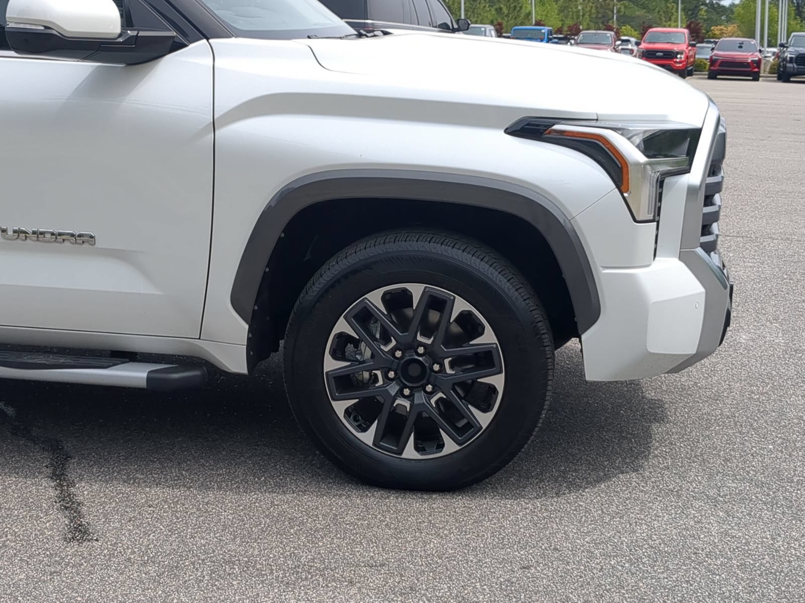 Used 2023 Toyota Tundra Limited w/ Power Package AWD/4WD image 11