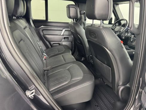 Used 2022 Land Rover Defender 110 X-Dynamic HSE AWD/4WD image 34