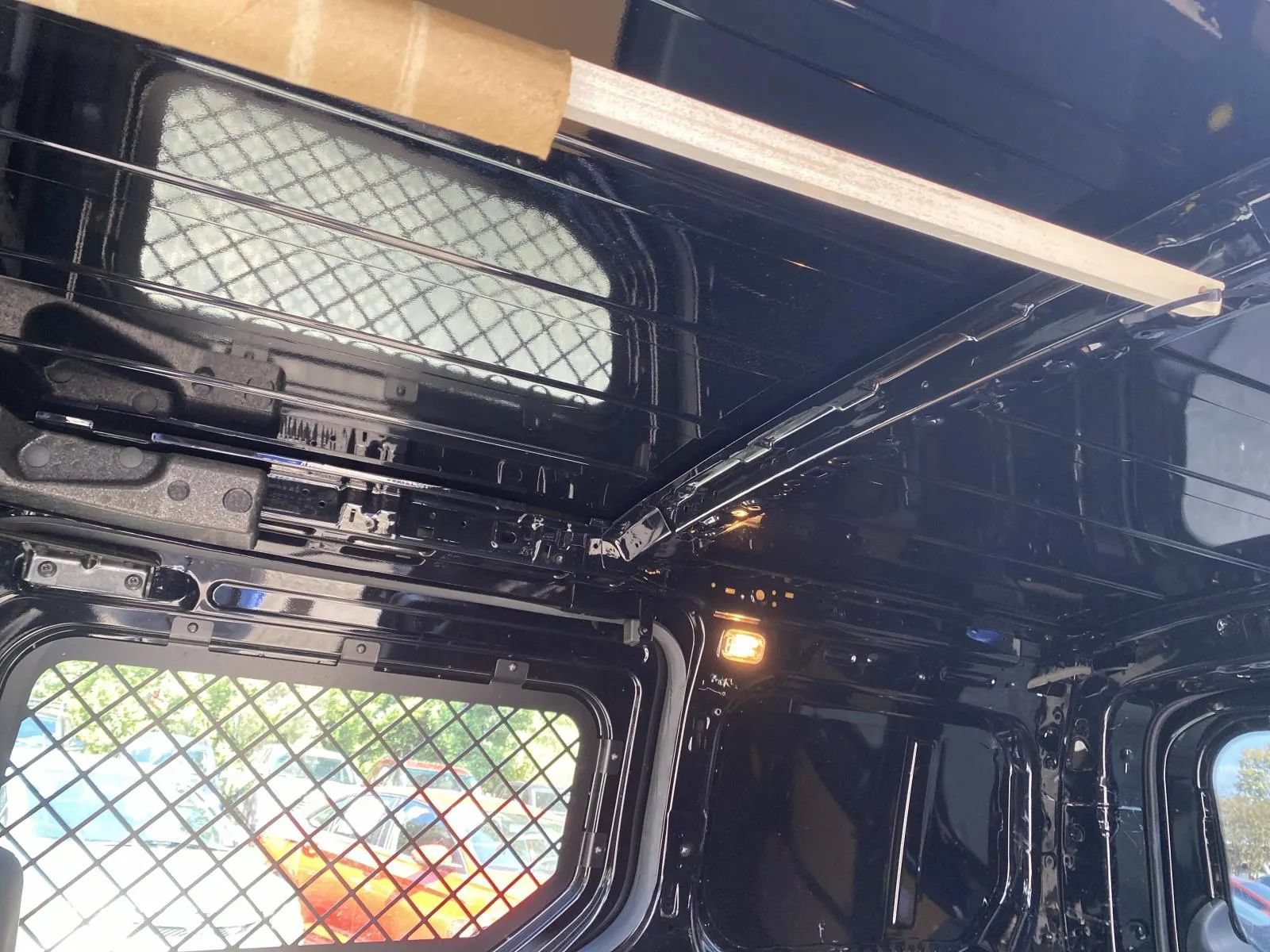 Used 2019 Ford Transit Connect XLT FWD image 15