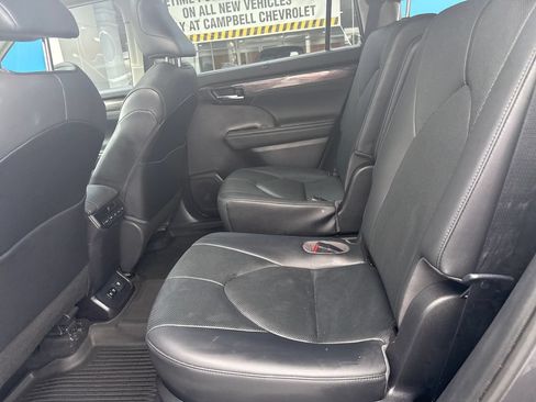 Used 2020 Toyota Highlander Limited AWD/4WD image 36