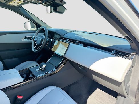 New 2026 Land Rover Range Rover Velar Dynamic SE AWD/4WD image 14